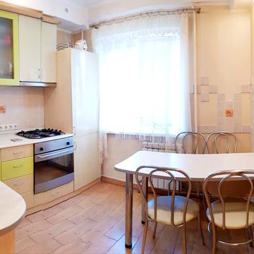 Половецька вул., 14