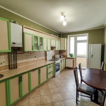 Червоної Калини просп., 35в