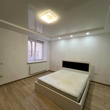 Шота Руставелі вул., 20