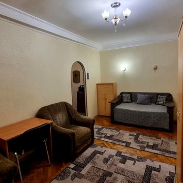 Олександра Лазаревського вул. (Мініна), 3