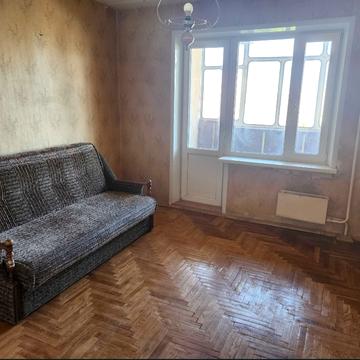 Леоніда Бикова бульв., 7