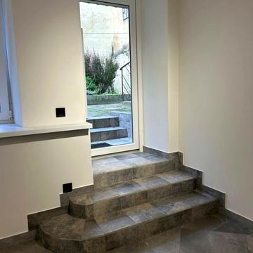 Мосяжна вул., 2