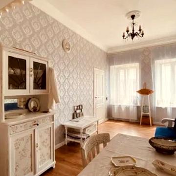 Ніжинська вул., 24