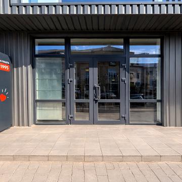 Героїв Нацгвардії вул. (Некрасова), 112