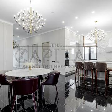 Фастівський