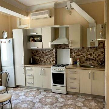 Велика Васильківська вул. (Червоноармійська), 67/7