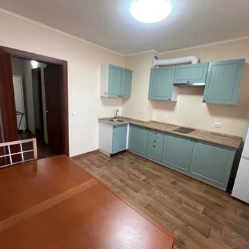 Балтійський пров., 5