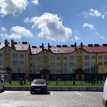 Червоної Калини вул., 4-А