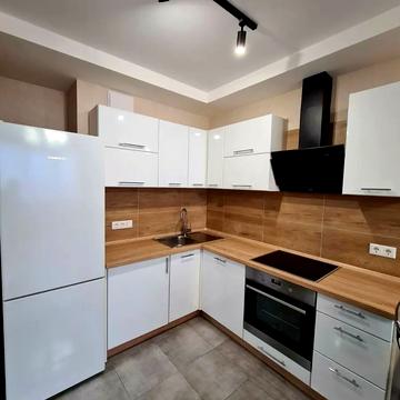 Євгена Сверстюка вул. (Марини Раскової), 6-Е