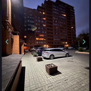 Академіка Чекмарьова вул., 2