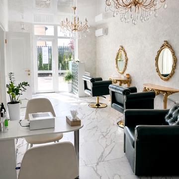 Богдана Хмельницького вул., 25-Б