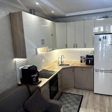 Вячеслава Чорновола вул., 6-А