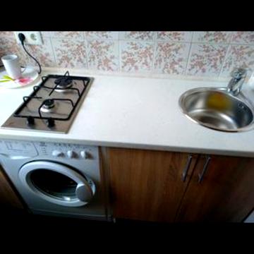 Лісовий просп., 10