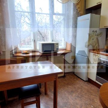 Незалежної України вул. (40 років Радянської України), 47