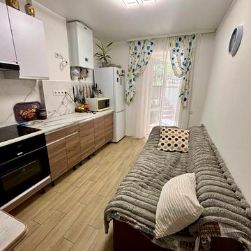 Полтавська вул., 27-Д