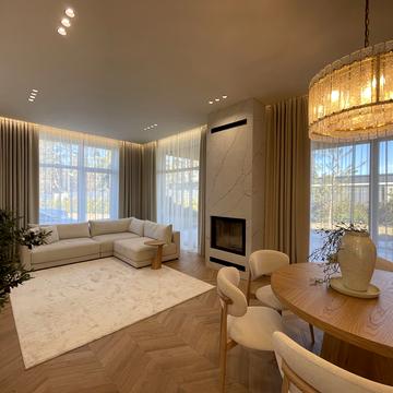 Квітнева вул.