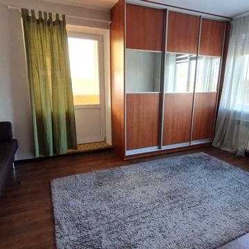 Георгія Гонгадзе просп. (Радянської України), 24