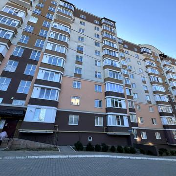 Степана Бандери вул., 40/2Б