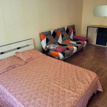 Єлизавети Чавдар вул., 38