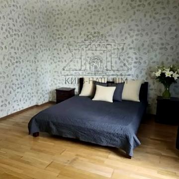 Бульварно-Кудрявська вул. (Воровського), 36