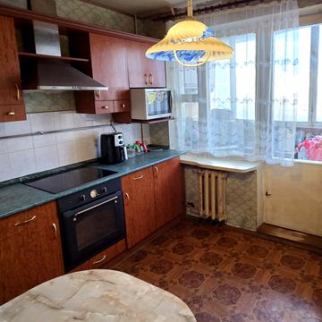 Георгія Гонгадзе просп. (Радянської України), 1/102