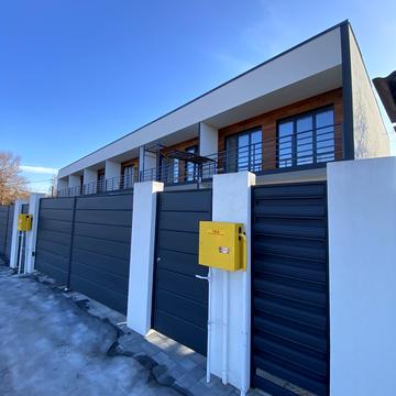 Леоніда Каденюка вул.