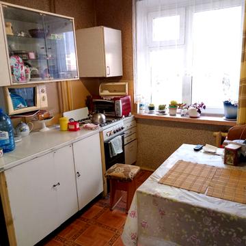 Володимира Вернадського вул., 8