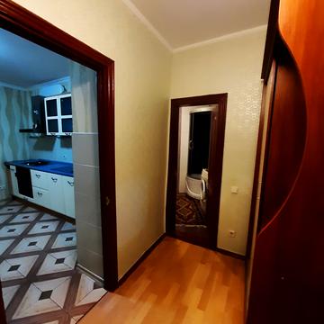 Милославська вул., 12