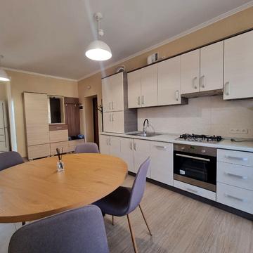 Героїв Крут вул., 2А