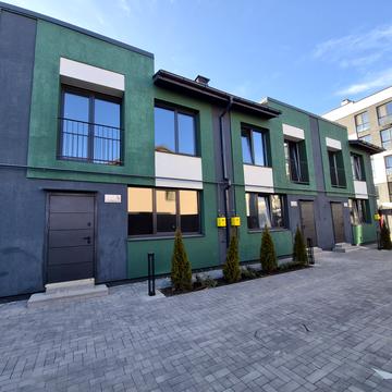 Грушевського вул., 33-В