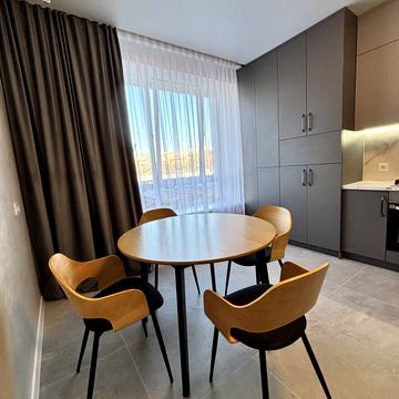 Старокостянтинівське шосе, 20/8