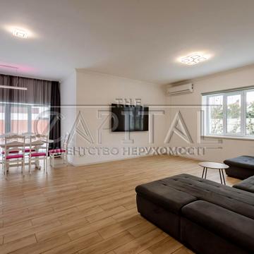 Барвінкова вул., 10