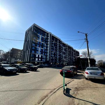 Флотська вул., 10-Б