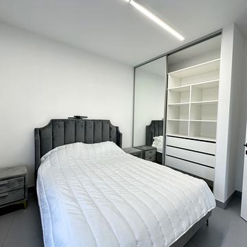 Дніпровська набережна вул., 17-К