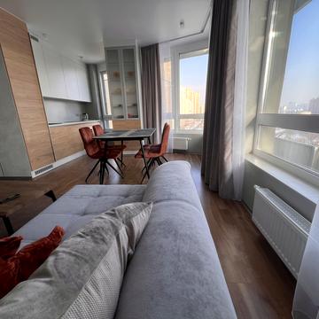 Голосіївський просп. (40-річчя Жовтня), 76