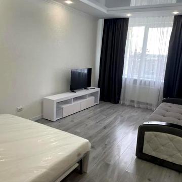 Зелена вул., 115