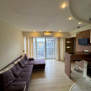 Олександра Поля просп. (Кірова), 27-Д