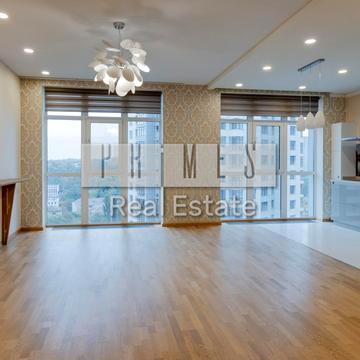 Андрія Верхогляда вул. (Михайла Драгомирова), 16