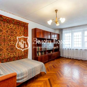 Чоколівський бульв., 40