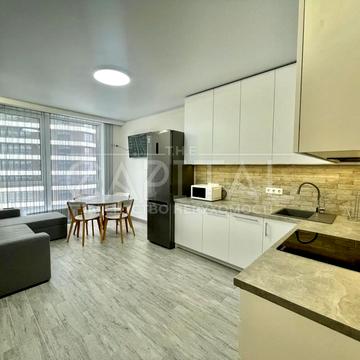 Дніпровська набережна вул., 15-Д