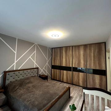 Володимира Івасюка вул., 82