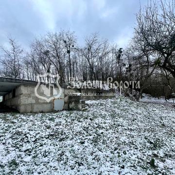 Глинищанська вул, 35