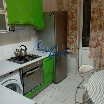 Саксаганського вул., 45