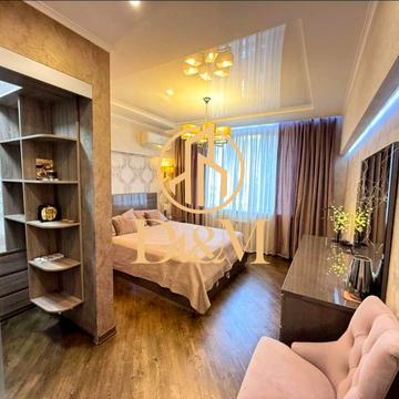 Дмитрівська вул., 2