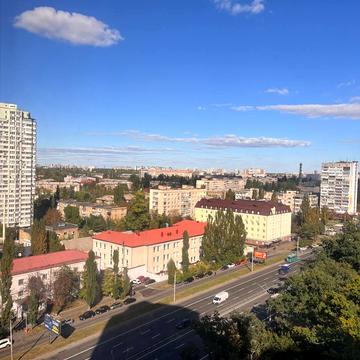 Берестейський просп. (Перемоги), 107