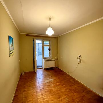 Куликівська вул., 18