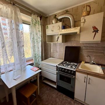 Льняна вул., 9