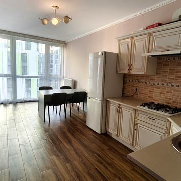 Пасічна вул., 169г