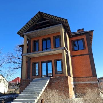 Степана Криворученка вул. (Красіна)