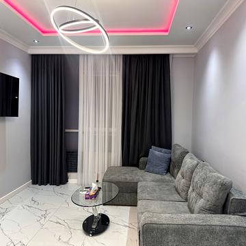 Академіка Філатова вул., (Будинок 4)